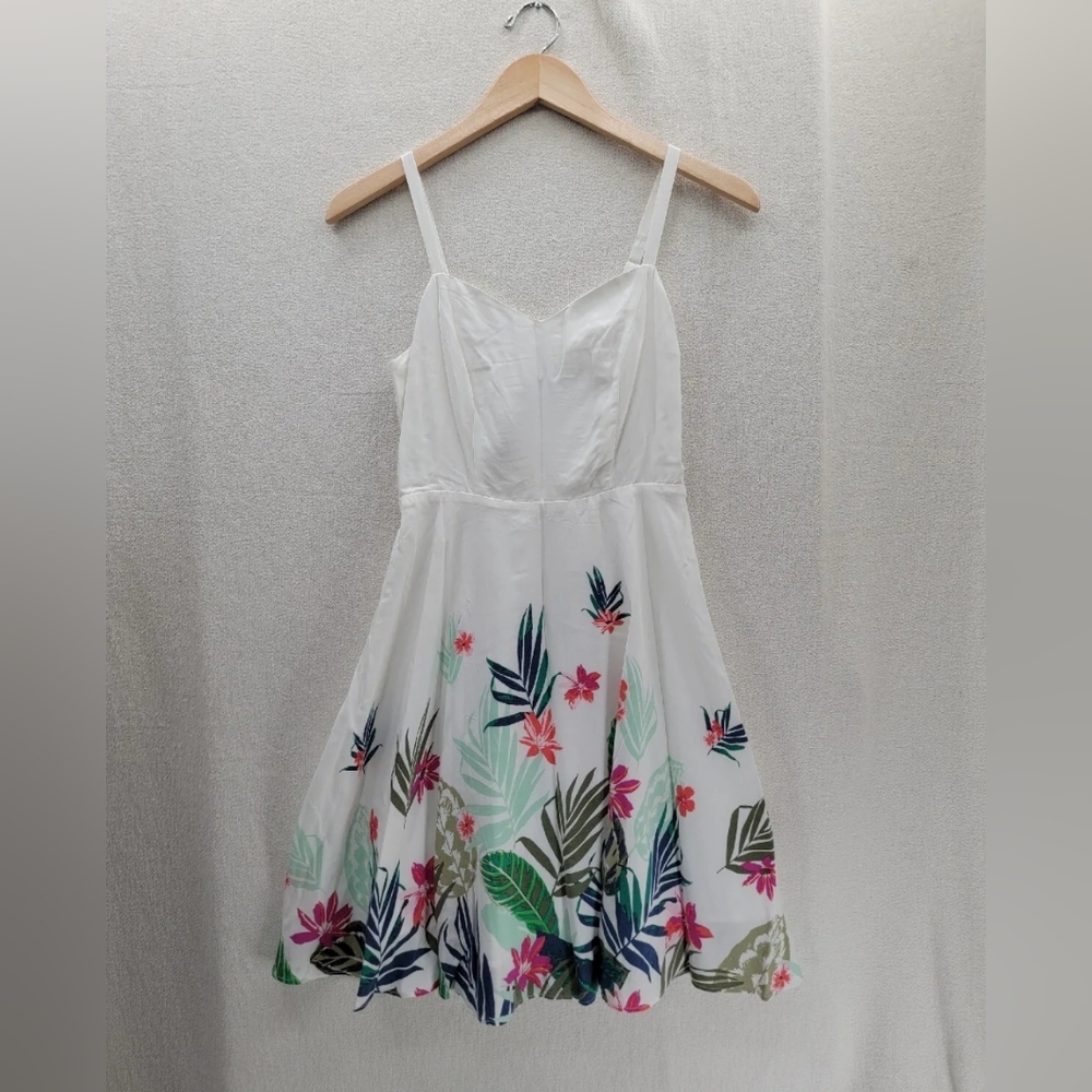 NWT Old Navy Tropical White + Multi-color A-line Spaghetti Strap Cami Dress XS